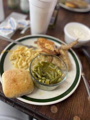 Baked Chicken green beans Mac n cheese Roll