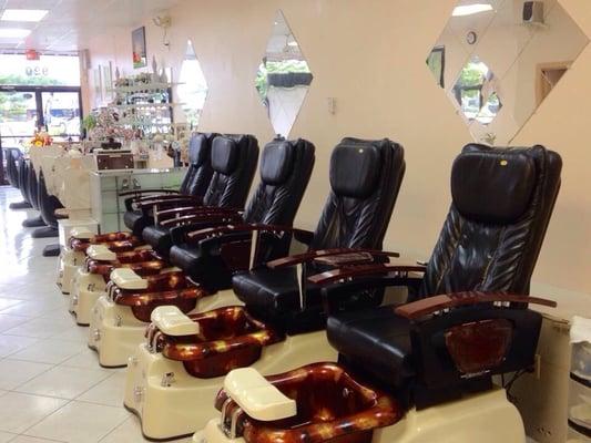 Pedicure massage chairs