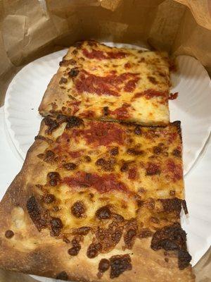 2 Cheese Pizza Slices with Soda