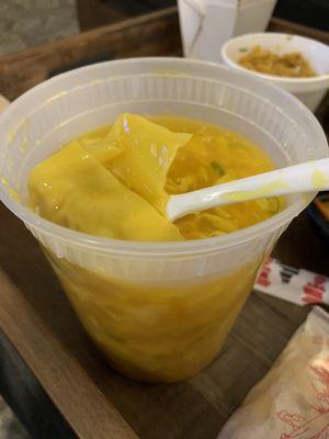 Quart of Egg Drop Soup with Wonton