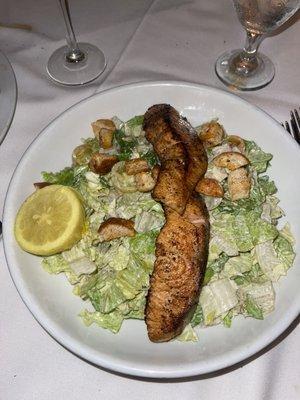 Ceaser Salad with Salmon, so good!!