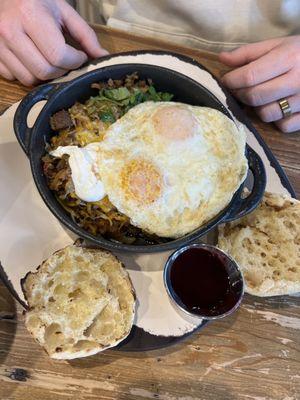 Habanero egg and cheese skillet