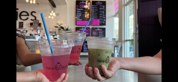 Dragonfruit Lemonades and Matcha