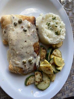 Salmon and mashed potatos