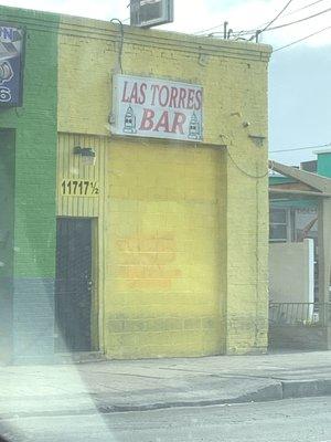 Las Torres Bar