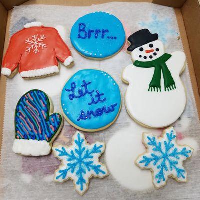 Winter Frosted Cookie Set (Contains 12-15 cookies)