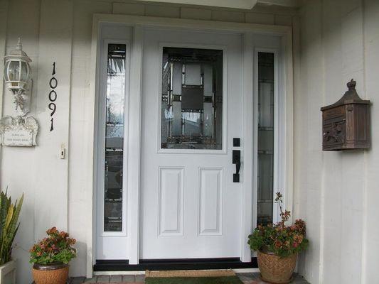 Professional Door Installation & Locksmith Services - Serving Detroit, MI