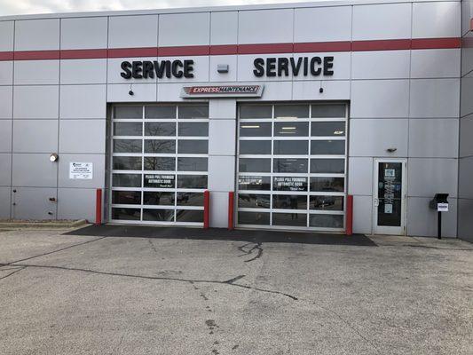 Service Entrance at Heiser Toyota