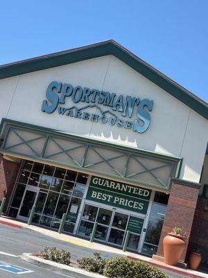 Sportsman's Warehouse