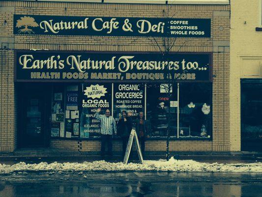 Earth's Natural Treasures too. Downtown Geneva Ohio