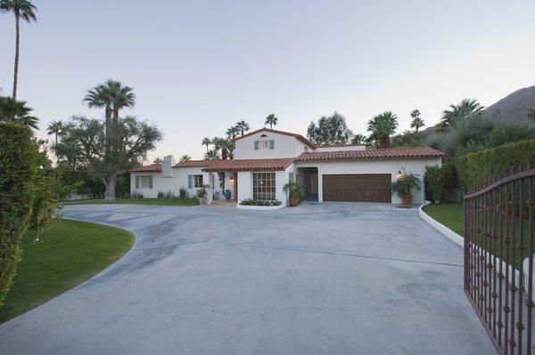 cement driveway in Miami florida