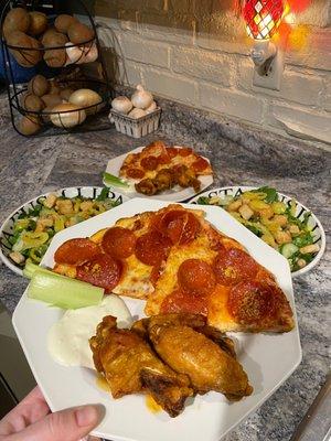 Mini pizza and crispy wings