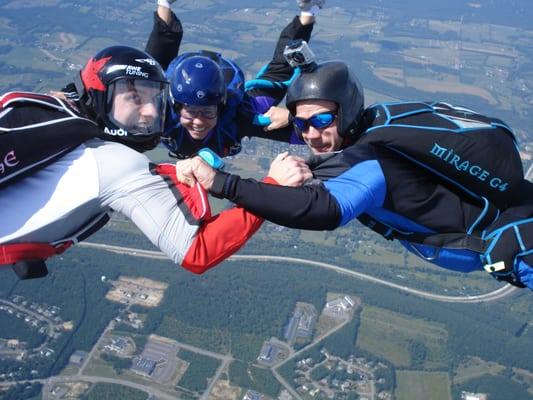 Fun jumpers having fun skydiving at the Above the Poconos Skydivers