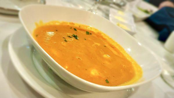 Lobster bisque with crabmeat