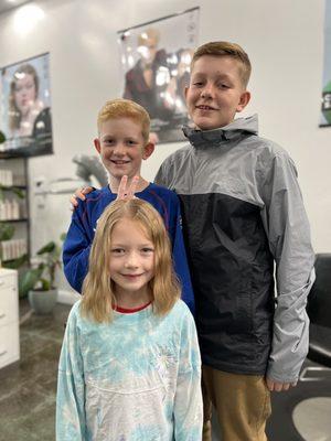 All three kids really like Kelly and the salon!