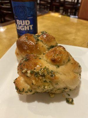 Garlic knot