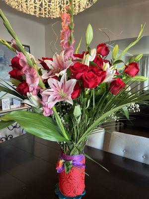 Gorgeous anniversary arrangement! This photo was taken 2 days after the bouquet was made.