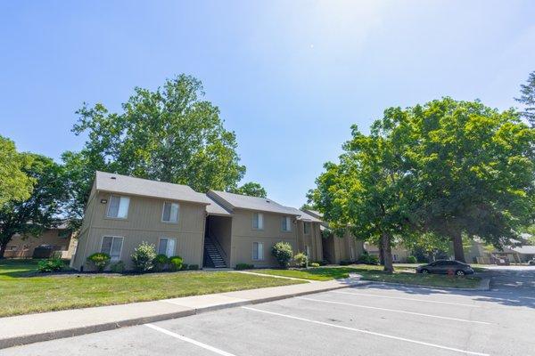 Parking Option in front of the apartment building at The Woods of Eagle Creek