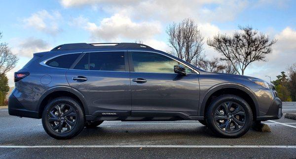 My new 2021 Outback Onyx XT