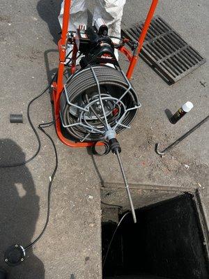 Sewer cleaning tool