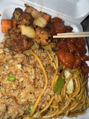 Half House Fried Rice, lo House Chow Mein, General Tso's Chicken, and Szechuan chicken.