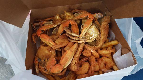 Captain'sTable Trio- fish, shrimp and crab