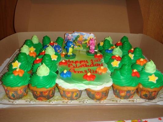 Backyardigan Cupcake Cake