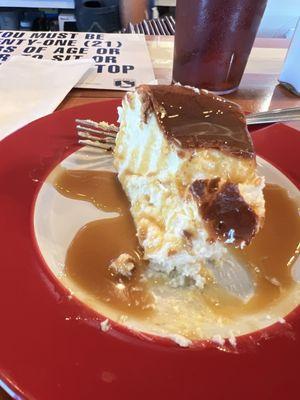 Cheesecake w/ Carmel sauce