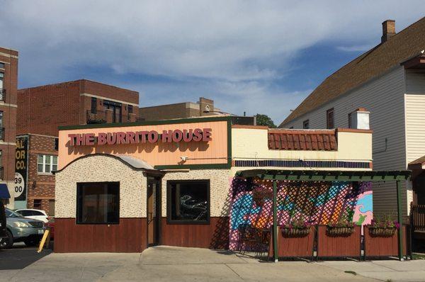 Burrito House corner of Elston and Kimball just north of Addison - a gem in the area.