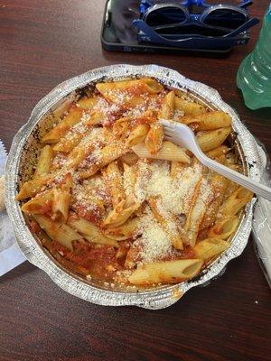 Ziti with marinara sauce