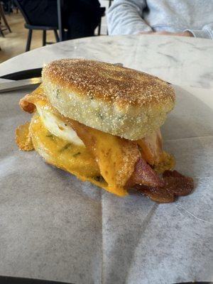 Breakfast sandwich