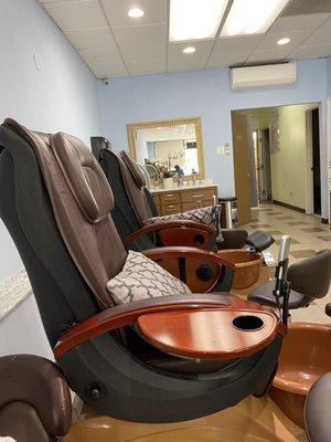 Check out these great massage chairs..