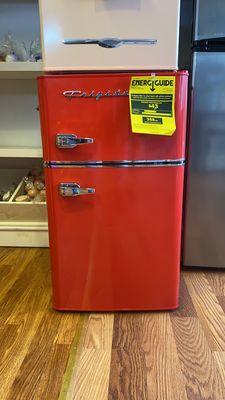 Frigidaire RETRO DOUBLE DOOR $75