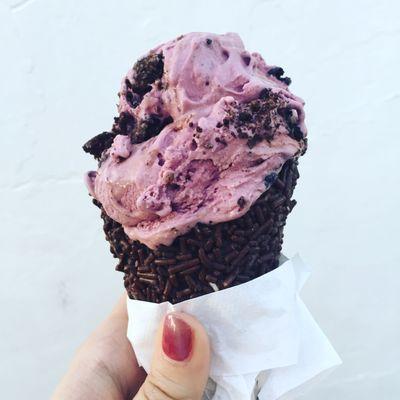 Raspberry Oreo Swirl