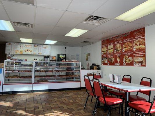 Best donuts and breakfast.  I will always stop here on my way through town!  Delicious