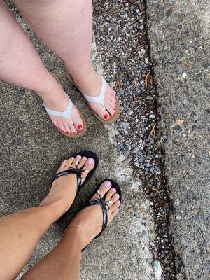 Besties pedicures! Great chairs!!!