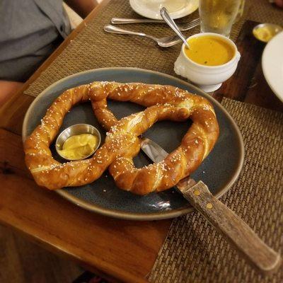 Large German Pretzel with Beer-Cheese Sauce