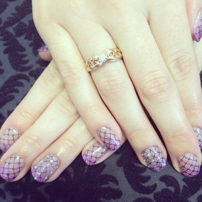 Gorgeous Quilted Nails!