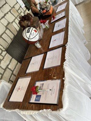 One silent auction table