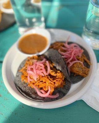 cochinita tacos