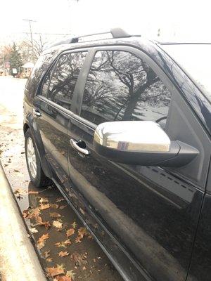 Here is the other side of my car, as you can see it's very shiny, you can see the reflection even in this poorly taken photo.