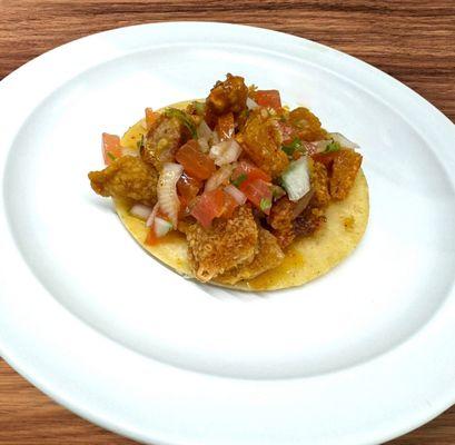 Taco de chicharrón
Pork skin Taco
All tacos  $2.17 Everyday