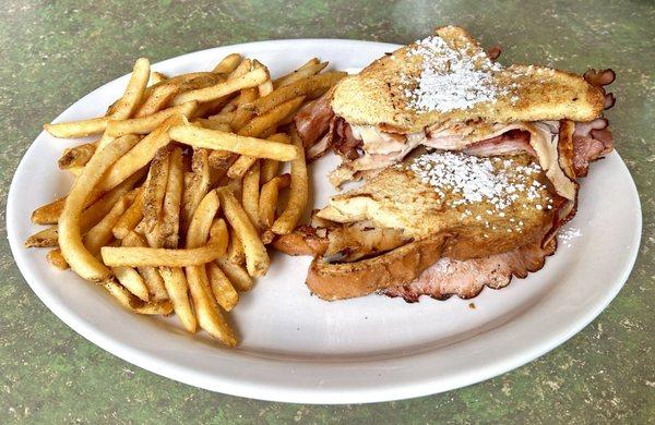 Monte Cristo sandwich.