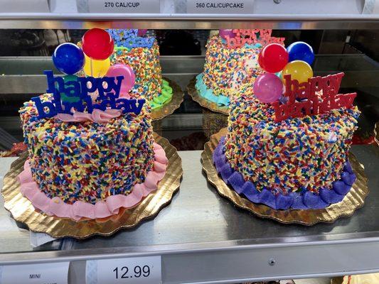 Fun perfect size bday cakes!