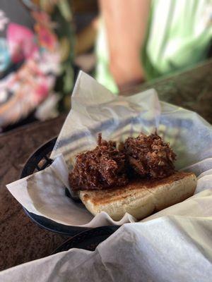 Pulled pork sandwich