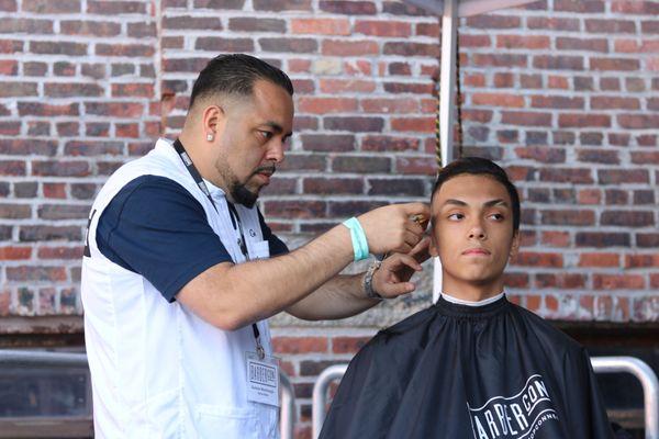 Headrush Barbershop