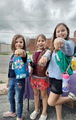 Girls scouts showing off their gummy bear bling rings-so adorable!