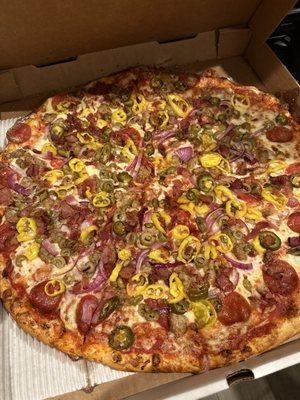 Spicy supreme pizza