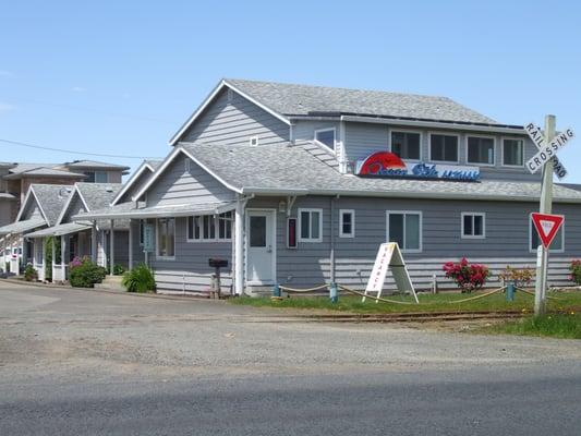 Ocean Side Cottages