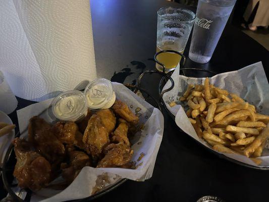 Wings & fries....terrific!